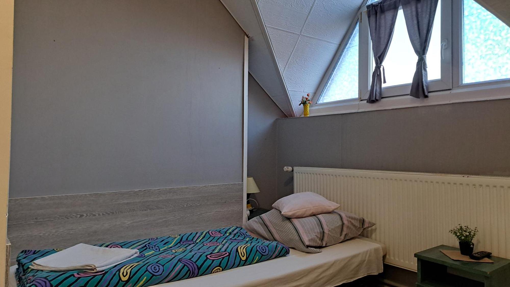 Kisdiofa Panzio Es Vendeglo Bed & Breakfast Vajdacska Exterior photo